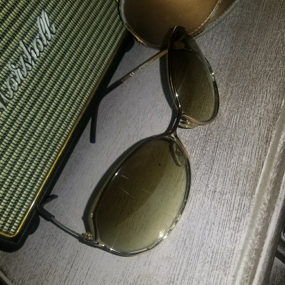 Authentic Gucci glasses - Picture 3 of 3